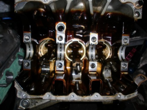 エンジンをリビルト化 再構築化 します クランクメタルの劣化が原因でガラガラ音発生